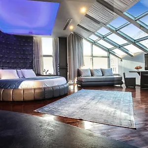 Apartment Diamond Suites, Philian And